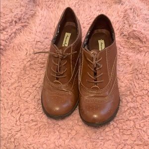 Brown Vintage Style Heels